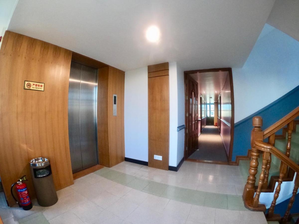 Royal City Hotel Мандалей Екстериор снимка